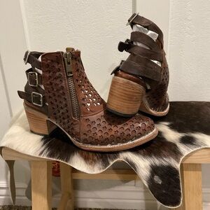 Steven By Steve Madden Cut-Out Brown Ankle Booties